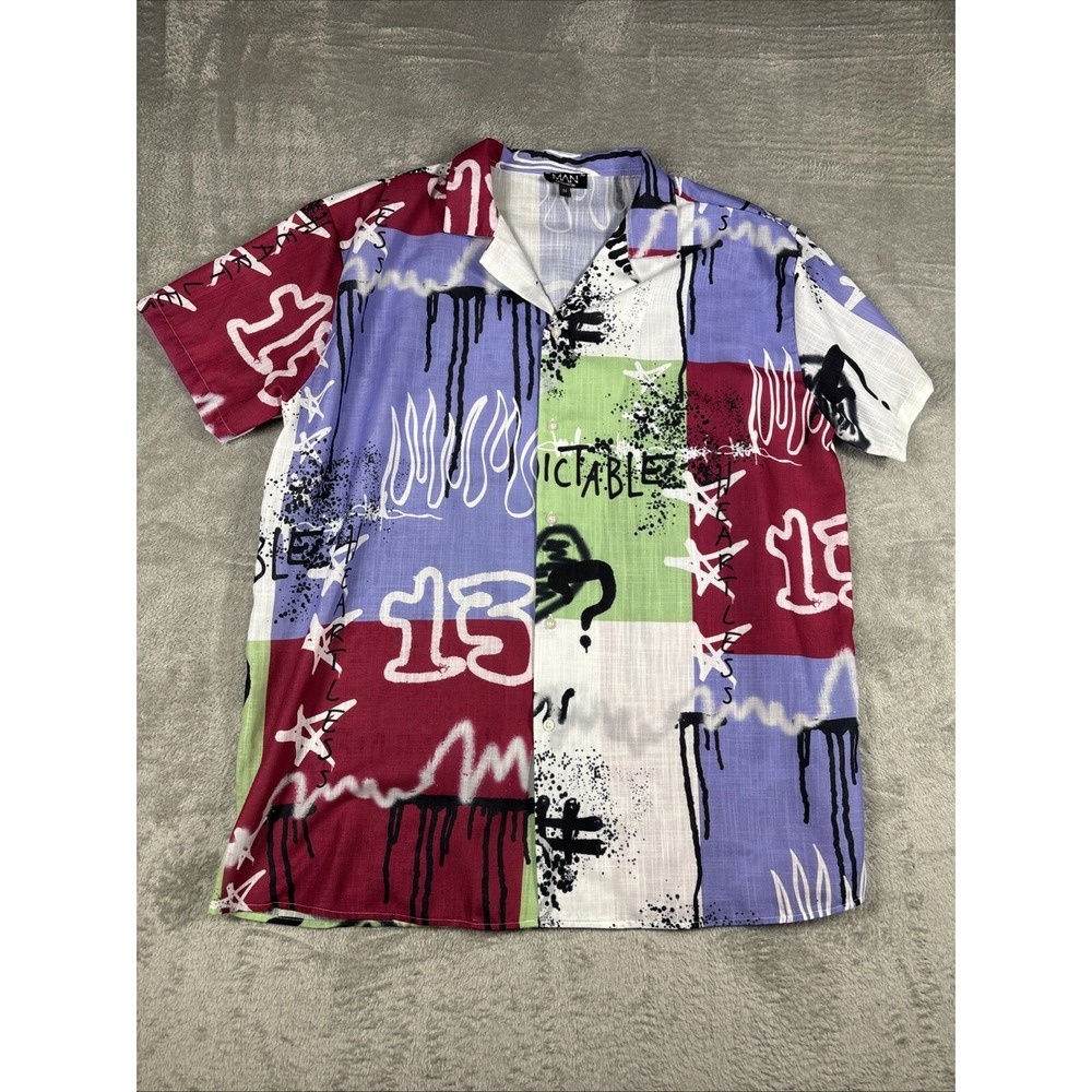 Boohoo Man Men's Short Sleeve Button Down Shirt Patterns/Colors‎ Size Medium